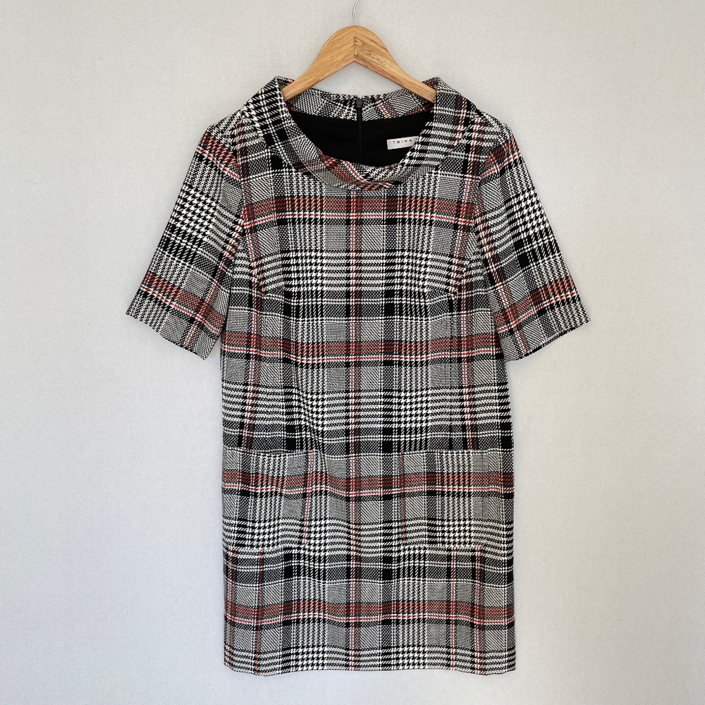 TRINA TURK Size 10 Maleko Red White Black Houndstooth Plaid Shift Dress